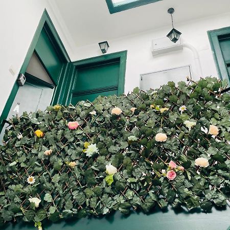 Casa das Férias Lisbona Esterno foto